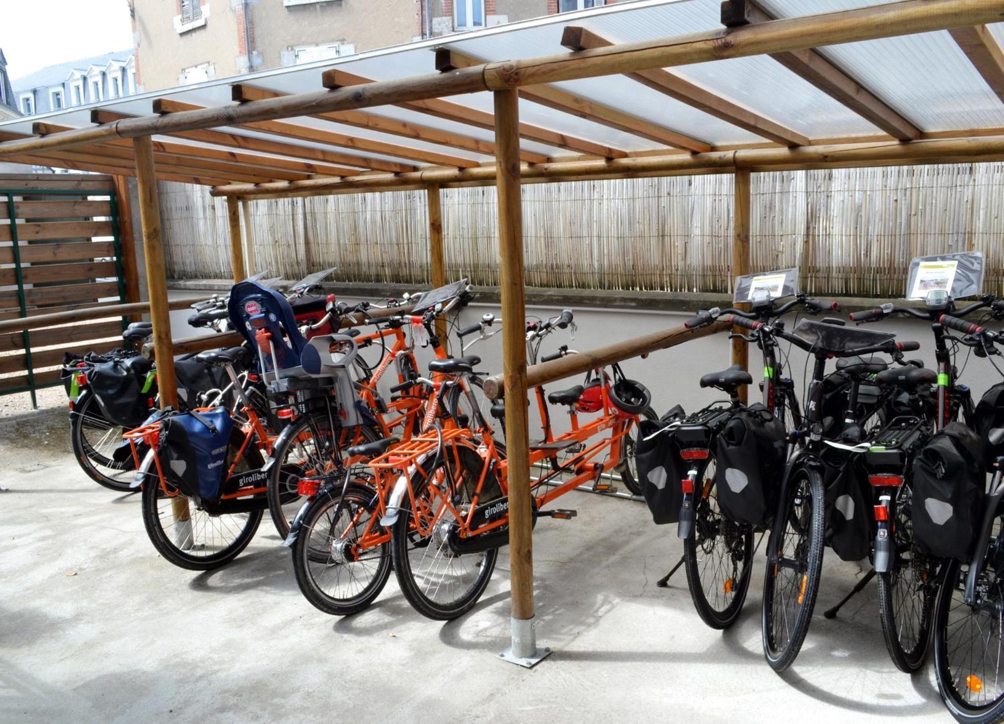 Loire Velo 3 Appartements Moderne Velo Parking 20 Places Velos Centre Ville Historique Blois Bagian luar foto